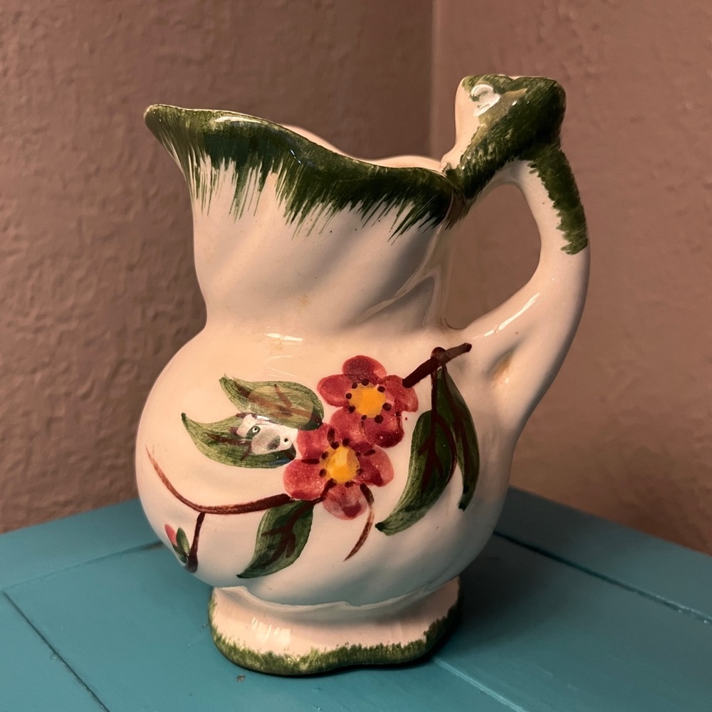 Mid Century Vintage Hand Painted White/Avocado/Burgundy Flowers Vase